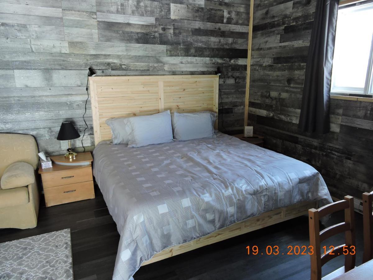 Gite Passion Et Tendresse B&B Shefford エクステリア 写真