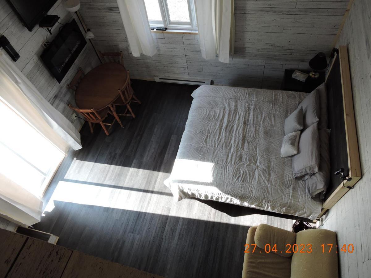 Gite Passion Et Tendresse B&B Shefford エクステリア 写真