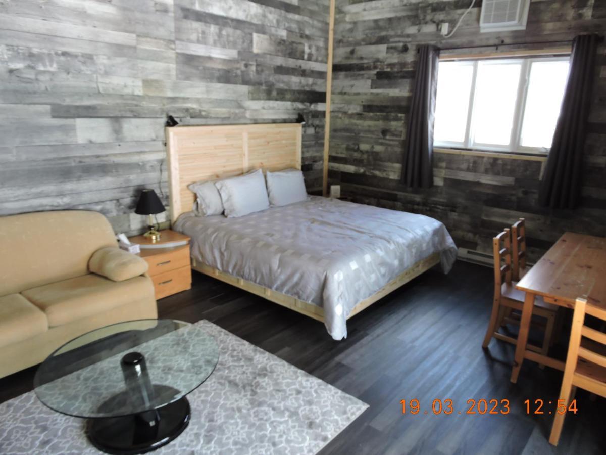 Gite Passion Et Tendresse B&B Shefford エクステリア 写真