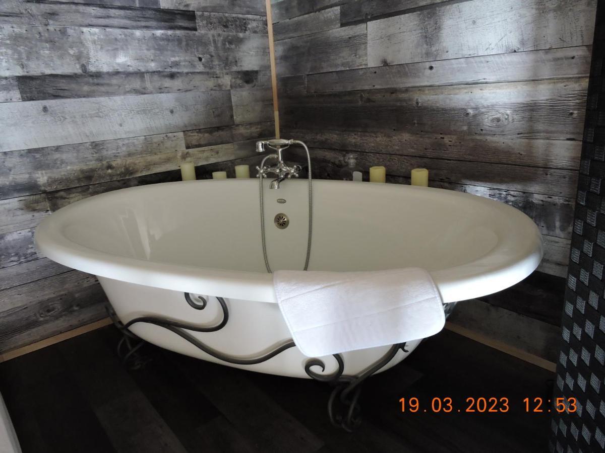 Gite Passion Et Tendresse B&B Shefford エクステリア 写真