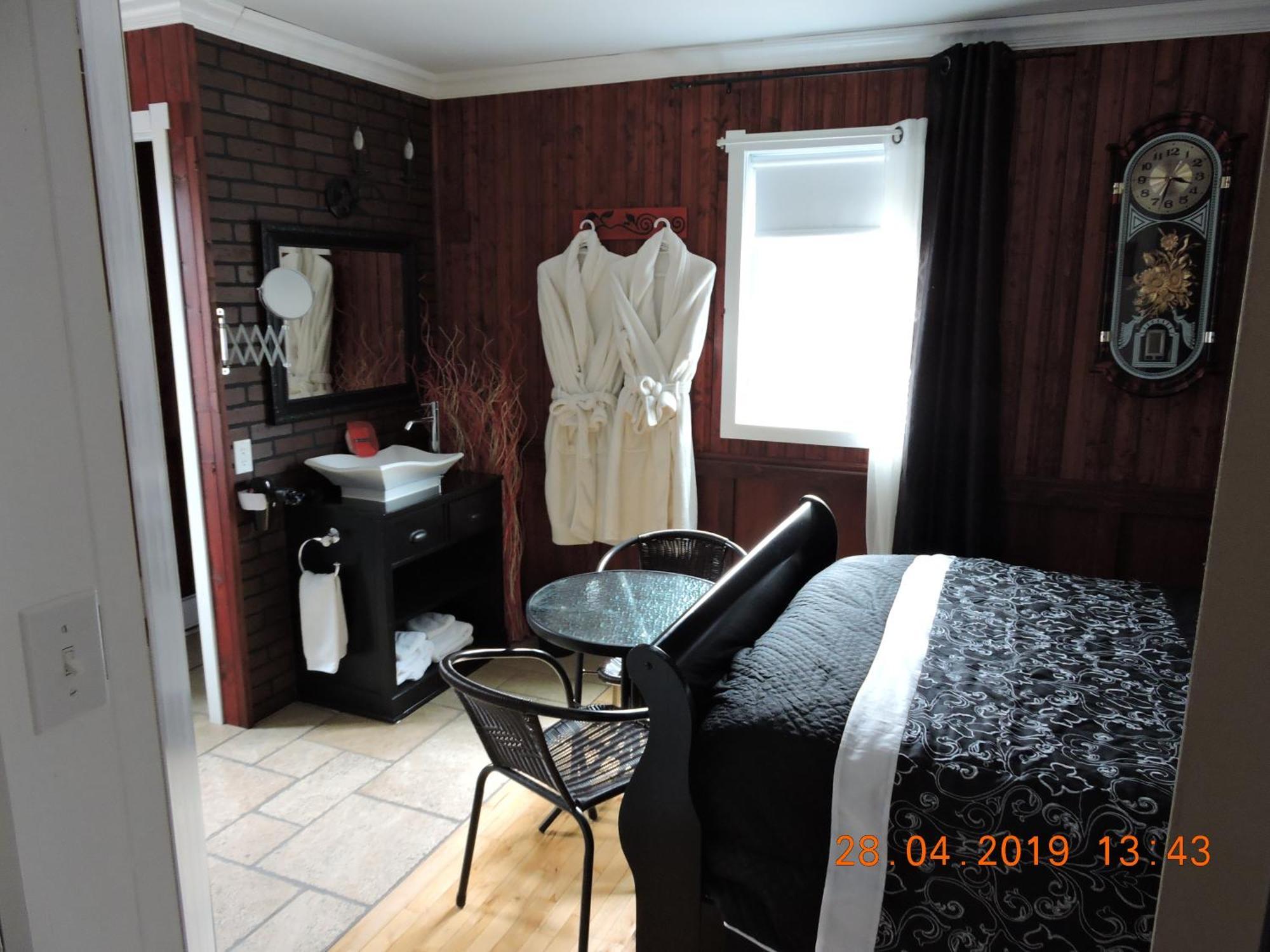 Gite Passion Et Tendresse B&B Shefford エクステリア 写真