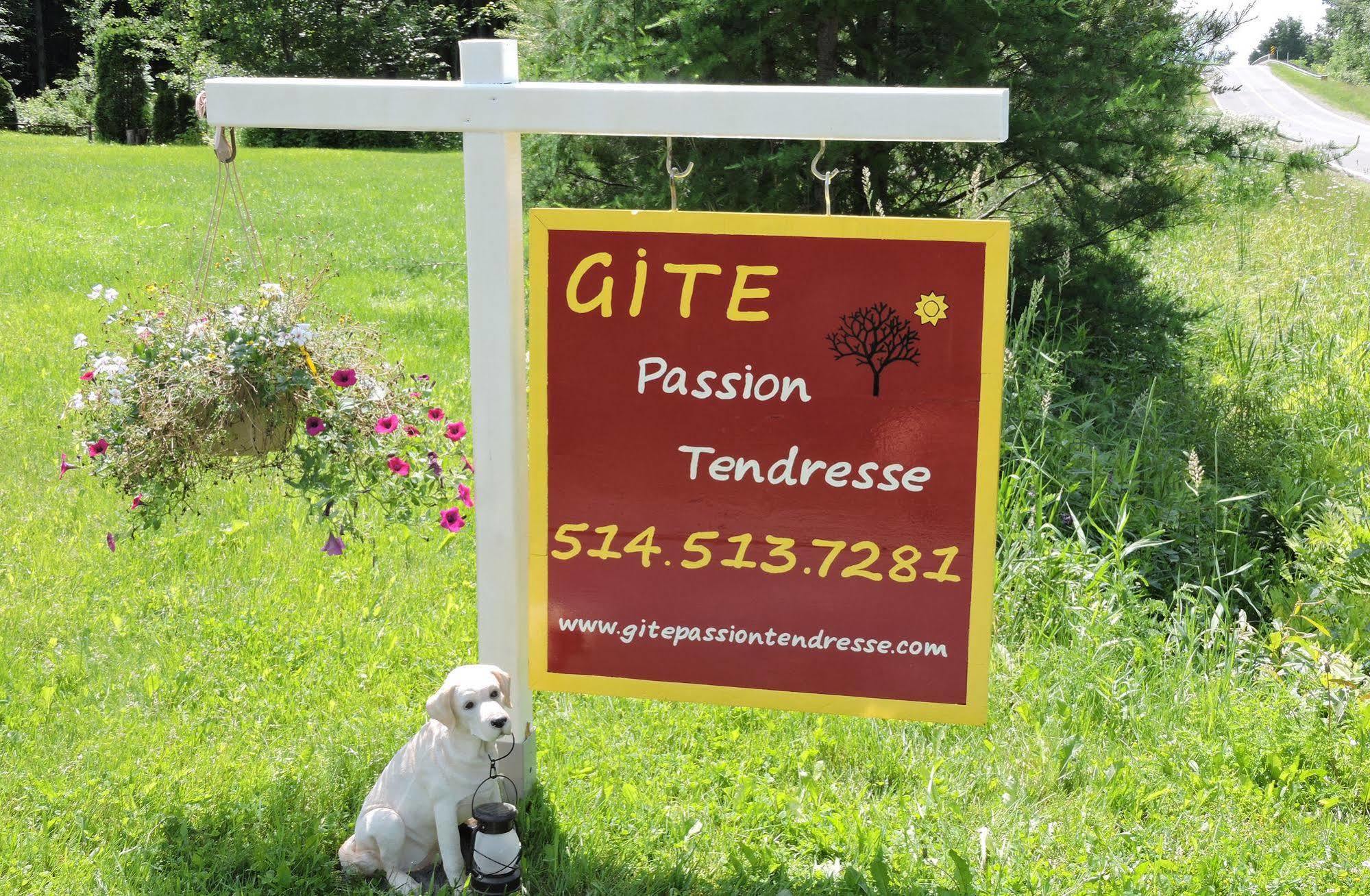 Gite Passion Et Tendresse B&B Shefford エクステリア 写真